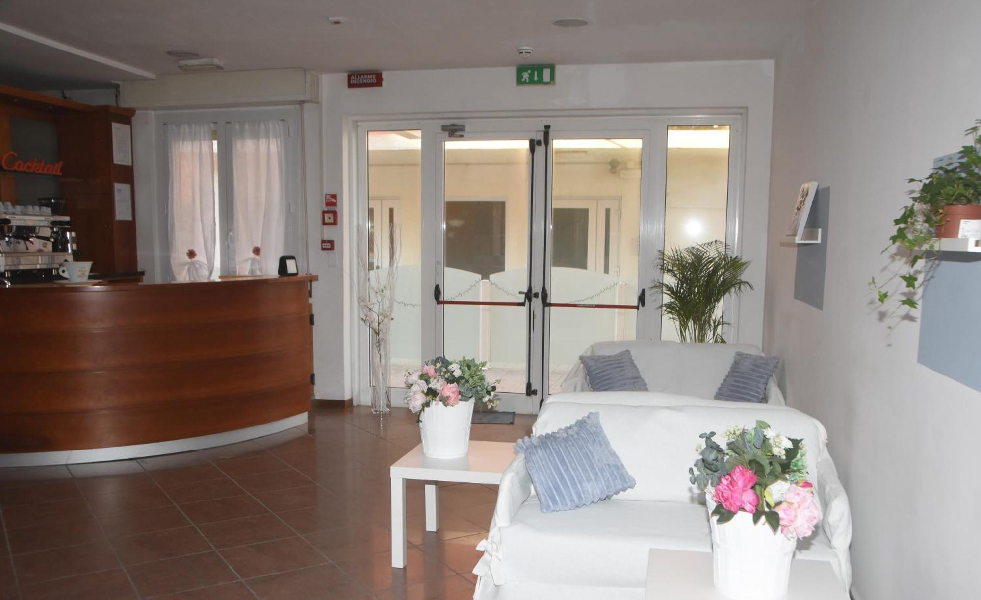 Hotel Carnaby Rimini Exterior foto